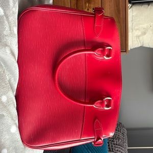 Beautiful authentic Louis Vuitton bag. In very good condition!